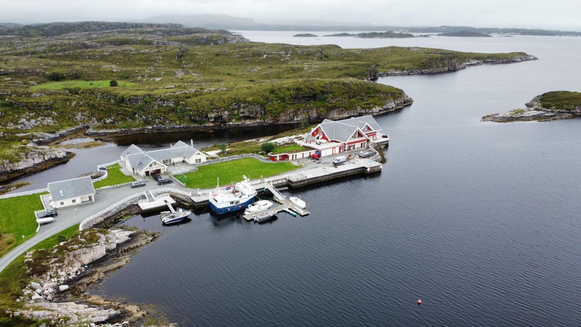 Апартаменти Atlantic Road Seaside Housing Litlrossoya Екстер'єр фото