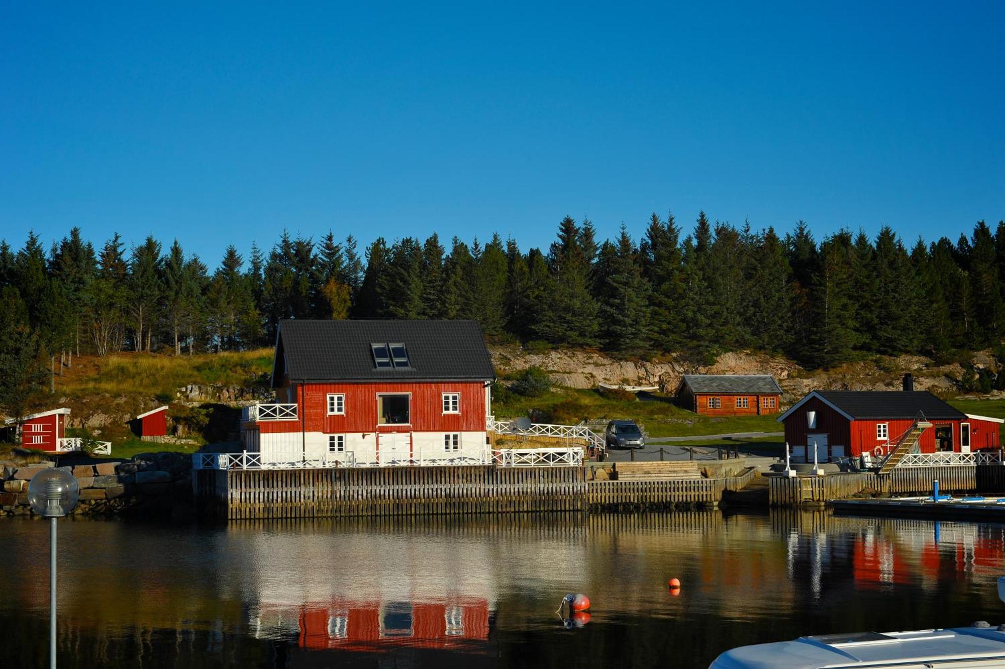 Апартаменти Atlantic Road Seaside Housing Litlrossoya Екстер'єр фото